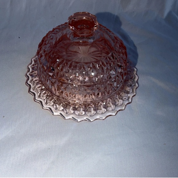 Vintage Pink Depression Glass Round Covered Butter Dish - Diamond Point - Picture 5 of 13